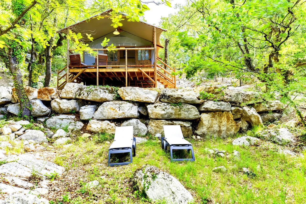 בלאזוק Cabanes Lodges Le Serviere חדר תמונה